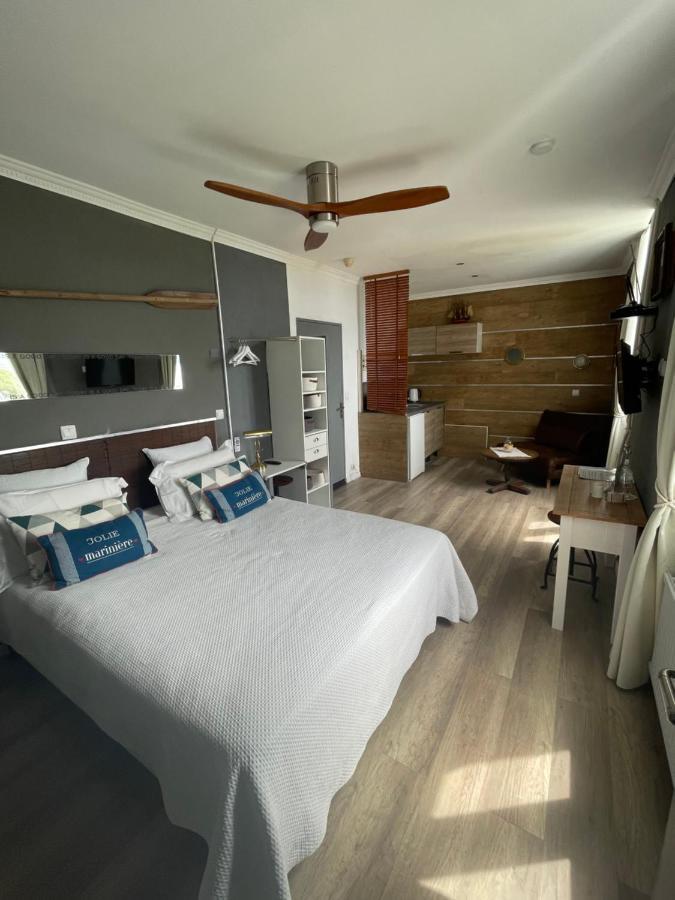 Villa-Chateau Les Terrasses - Tamaris, Plage Des Sablettes, Mer Au Bas De La Propriete ลาแซน-ซูร์-แมร์ ภายนอก รูปภาพ