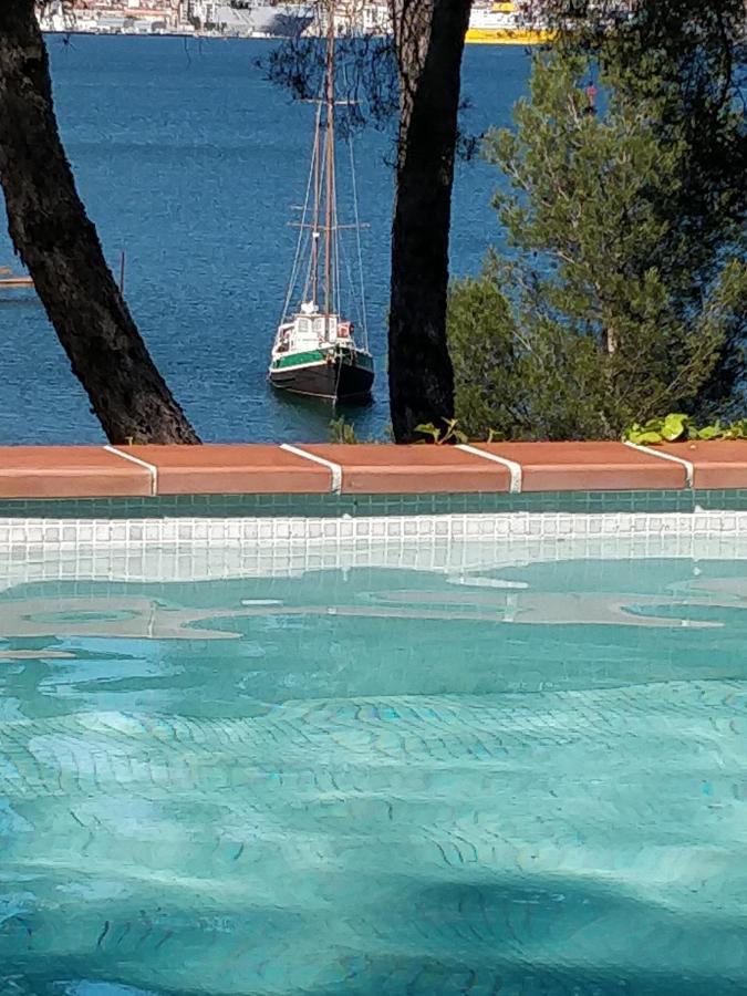 Villa-Chateau Les Terrasses - Tamaris, Plage Des Sablettes, Mer Au Bas De La Propriete ลาแซน-ซูร์-แมร์ ภายนอก รูปภาพ